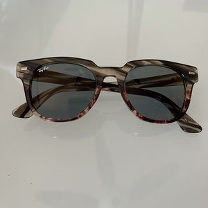 Polarized Ray Ban sunglasses